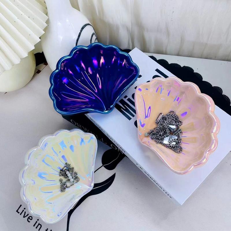 Shell Shaped Ceramic Soap Dish Bathroom Accessories Soap Holder Draining Box Creative Desk Jewelry Display Tray
