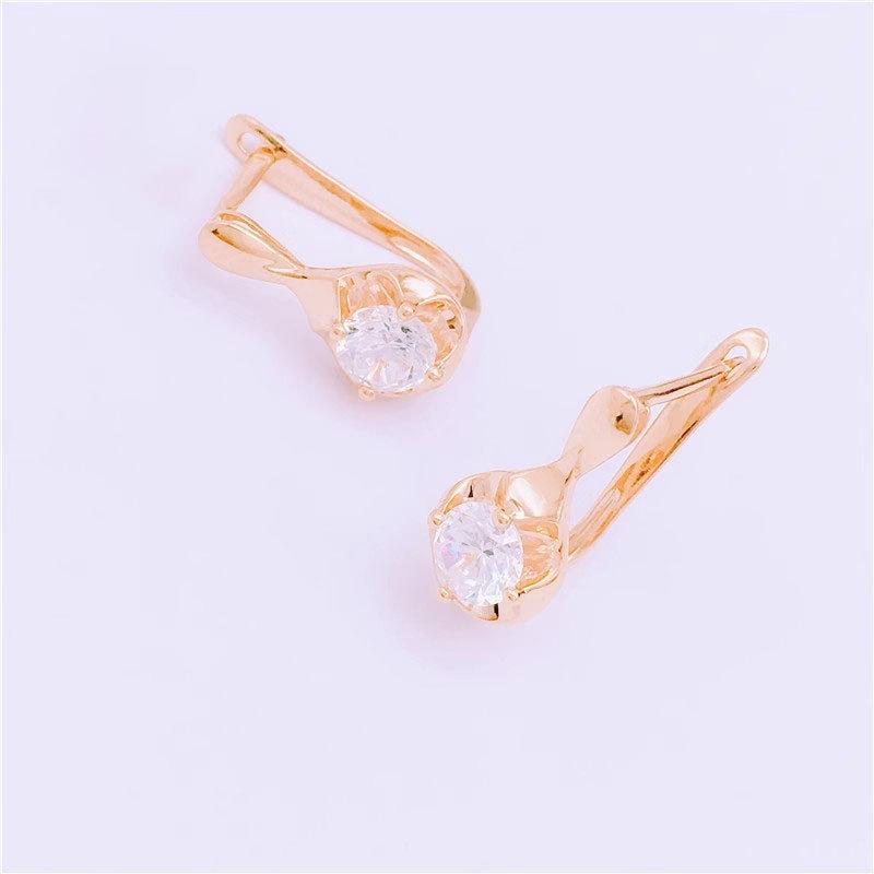 Exquisite Russian Purple Gold Zircon Round Zircon Earrings Rose Gold Colored Gold Fresh And Sweet Temperament Earrings (rose gold plated pair)