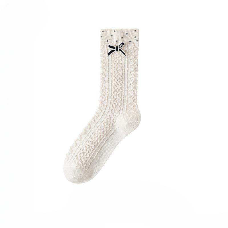 Female Autumn and Winter New Style Lace Bow Love Embroidery Sweat Breathable Boneless Cotton Socks