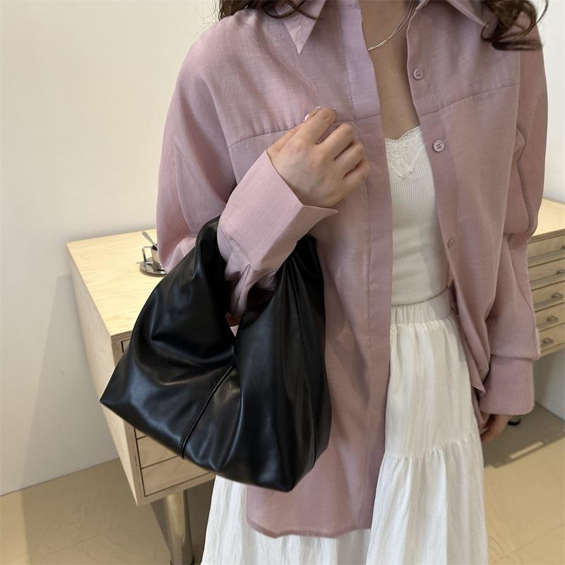 New fashion bags Girls commuter handbags Handbag niche design Soft leather pleated cloud bag tide