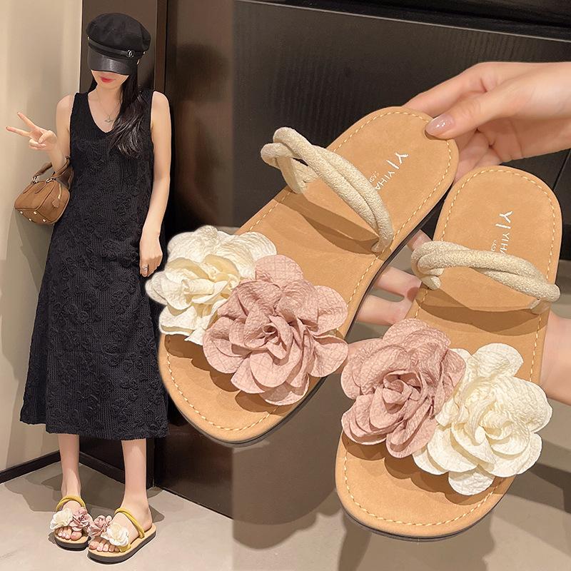 Summer Trendy and Fashionable Shoes Comfortable and Wear-resistant One-shoulder Slippers and Lightweight Flat Slippers for Home Use
