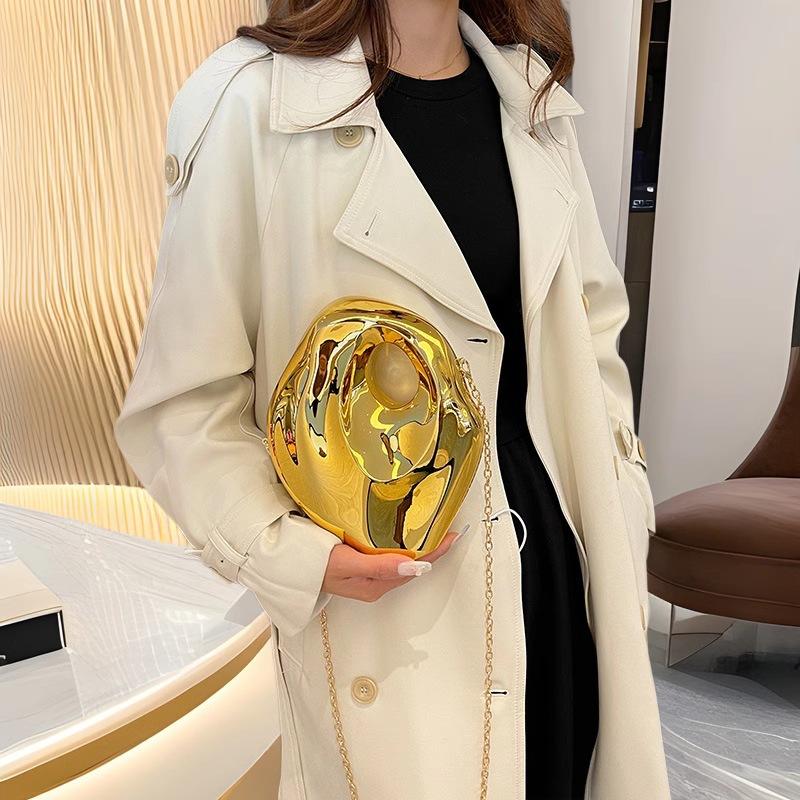 Fashion special-shaped acrylic chain women's box bag 24 new niche versatile commuter shoulder messenger bag