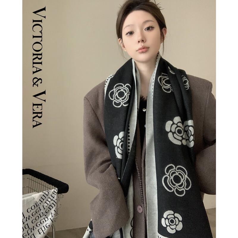 VICTORIA&VERA Double-Sided Camellia Distressed Scarf