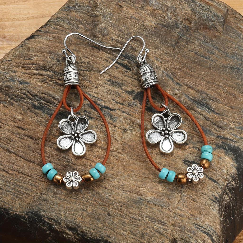 Vintage Boho Kolczyki Wiszące z Kwiatami i Koralikami - Unikalna i Elegancka Biżuteria do Uszu