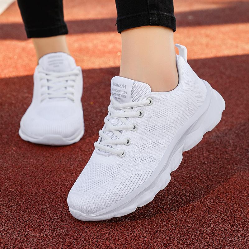 Jinjiang spring mesh shoes lightweight soft-soled sports shoes flat heel comfortable mother shoes casual shoes