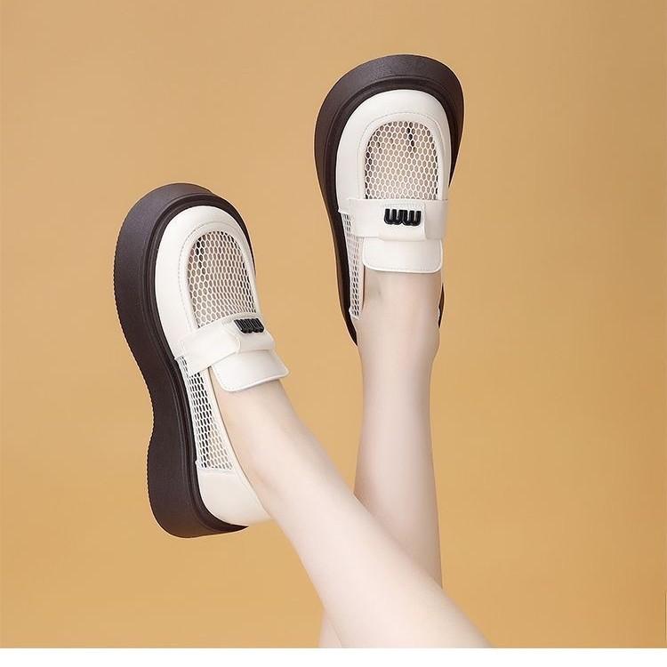 One Pedal Mesh Small Leather Shoes Women's 2025 New Spring and Summer Hollow Breathable Soft Bottom Shallow Mouth Loafers Light and Thin