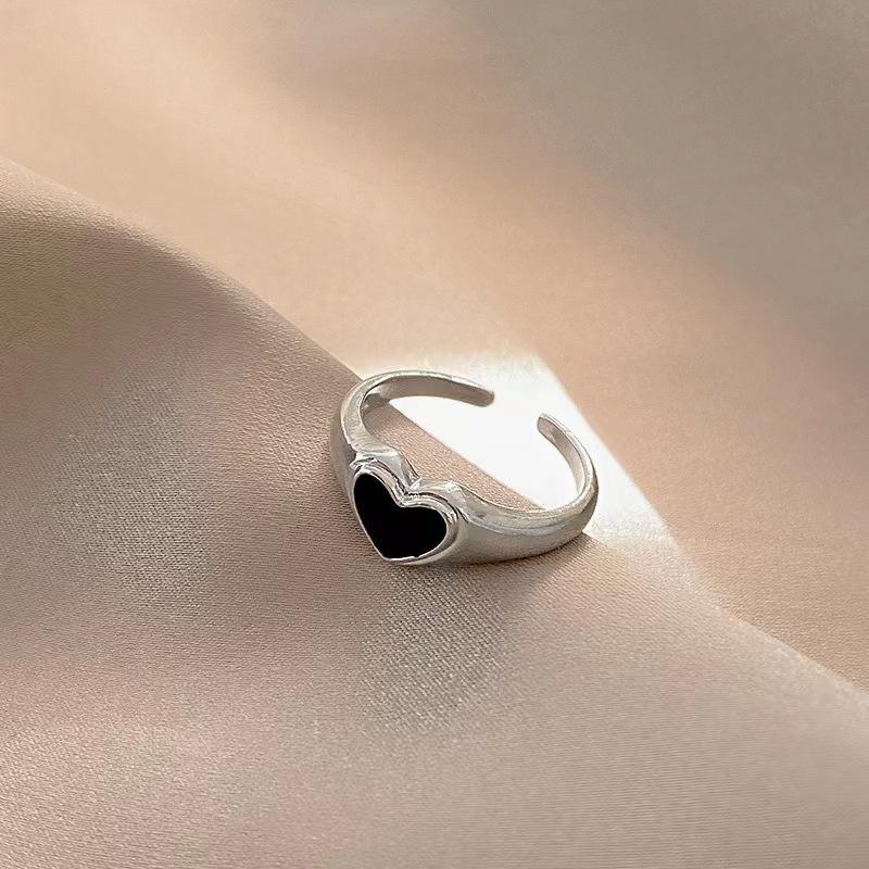 Punk Retro Black Love Ring Set Light Luxury Minority Exquisite Hiphop Ring Fashion Ring Female Couple Index Finger Ring