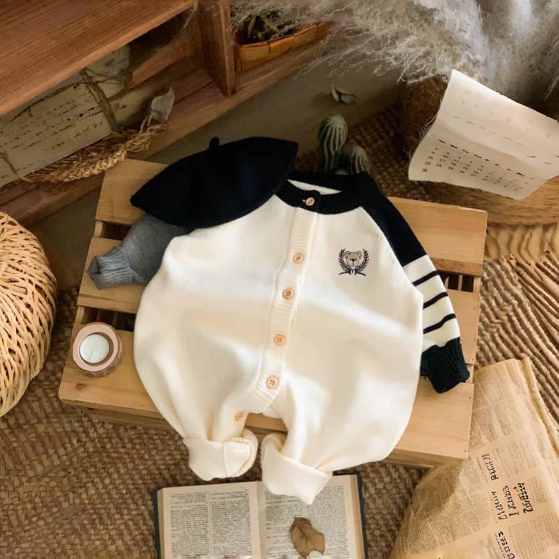 Strick-Strampler im koreanischen Stil: Modischer Langarm-Baby-Krabbelanzug für Frühlings- und Herbstausflüge