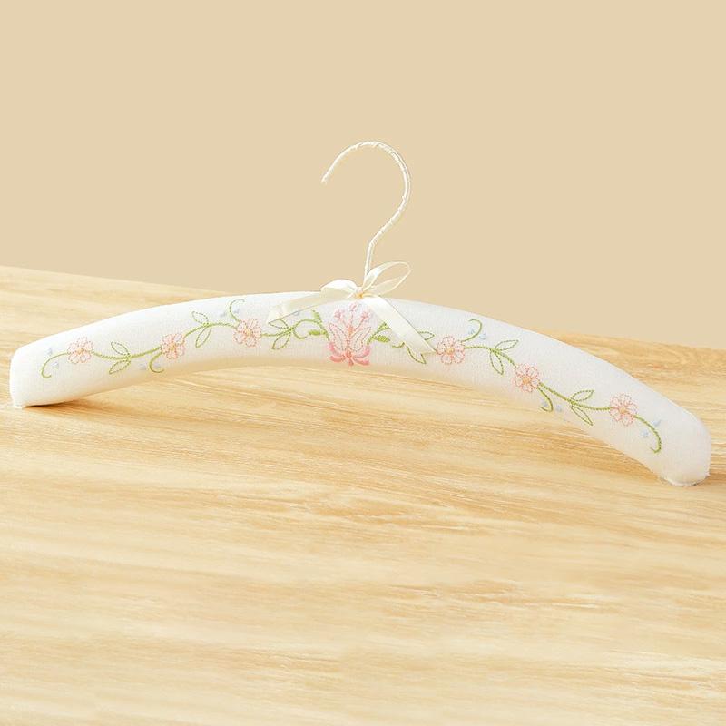 1Pc Wedding Clothes Hanger Photo Props Storage Full Dress Fabric Creative Embroidery Pattern Bow Ribbon