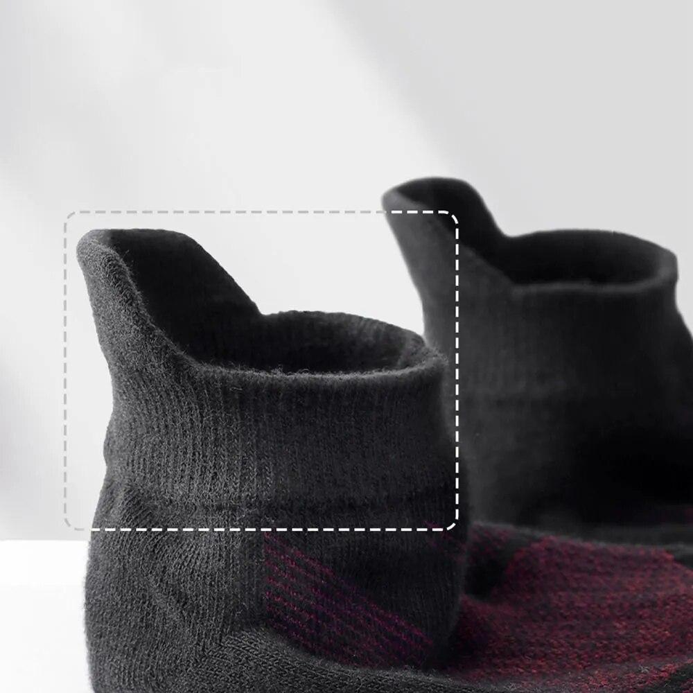 Winter Cotton Short Five Toe Socks Five Finger Soccer Socks Breathable Sports Men Football Anti-slip Running Ankle Socks