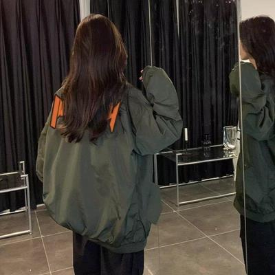 Jachetă de baseball Harajuku pentru damă, primăvară/toamnă, verde militar, stil american de cuplu, design modern de nișă din Hong Kong.