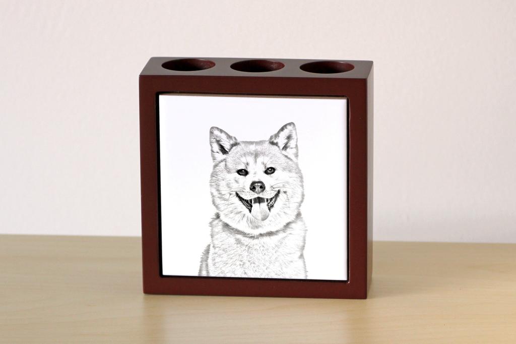 Akita, Akita Inu - Stiftehalter mit Hund, Schreibtischorganizer mit Aufdruck, personalisierte Schreibtischdekoration von der Marke Art-Dog.