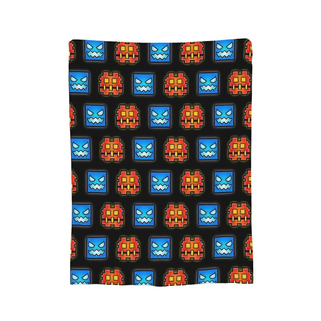 Coperta in Flanella Geometric Dash Old School Gaming, Coperte Geometry Dash per Letto Ufficio Trapunta Ultra-Morbida,