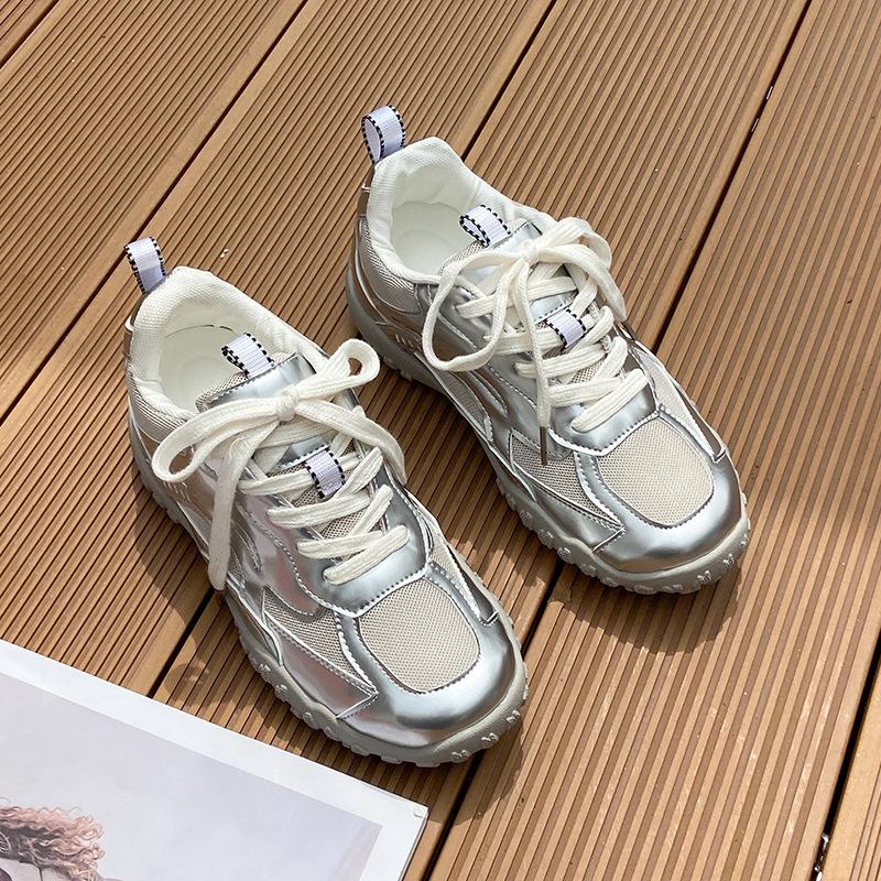 

Обувь Dexun кроссовки папины кроссовки интернет-знаменитость маленький человек увеличение внутренней высоты обувь Форреста Гампа женская 2025 лето новая толстая подошва сетка дышащая 40 серебряный