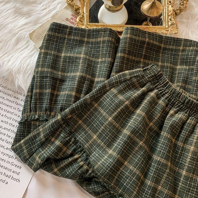 Retro Plaid Wool A-line Skirt: High Waist, Versatile, Mid-length for Autumn/Winter