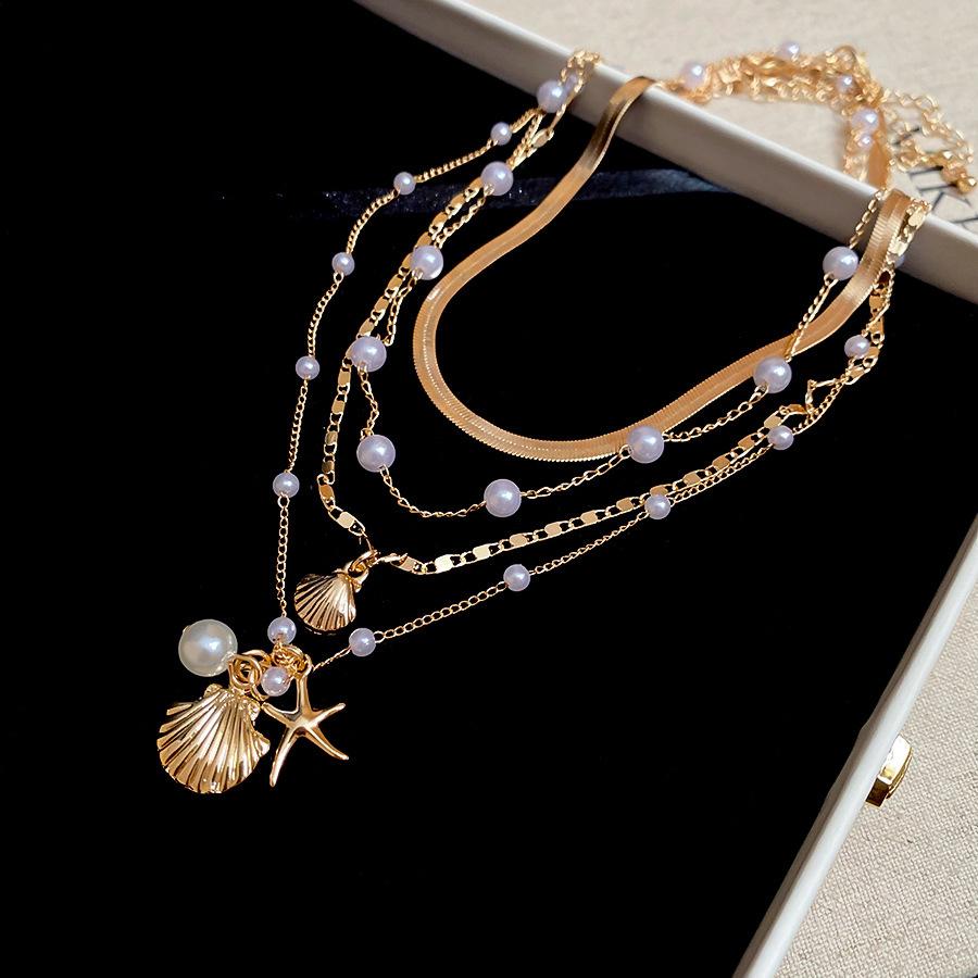 European and American Retro Color Shell Pendant Necklace Niche Collarbone Chain Design Niche Item Decoration