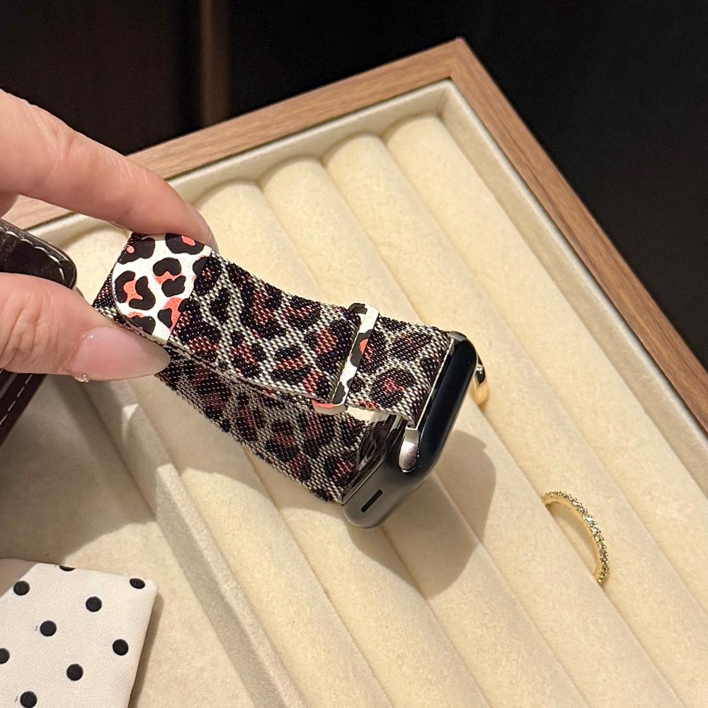 Milanese Loop strap For Apple watch band 46mm 45mm 44mm 40mm 41mm Leopard Print Magnetic bracelet for iWatch Series 11/10/9 8 7 6 SE3/Ultra 2 3 4 49mm