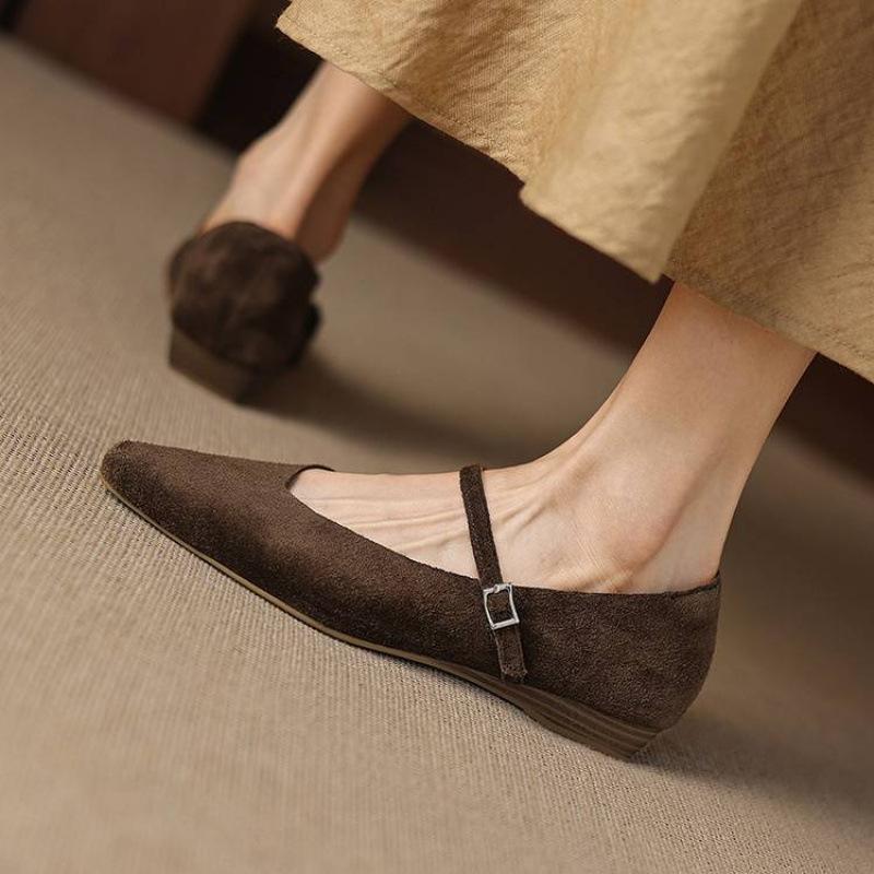 New women's casual single shoes solid color suede low heel cowhide large size women's shoes pointed four seasons wear leather lazy shoes