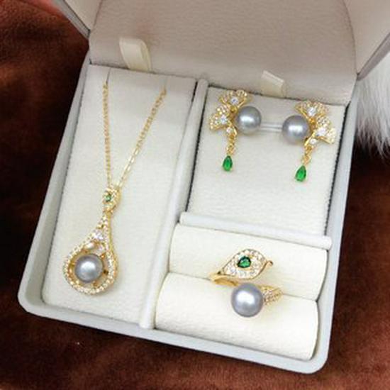 2024 Freshwater Pearl Jewelry Set: Necklace, Earrings & Ring - Elegant Gift for Mother or Mother-in-law