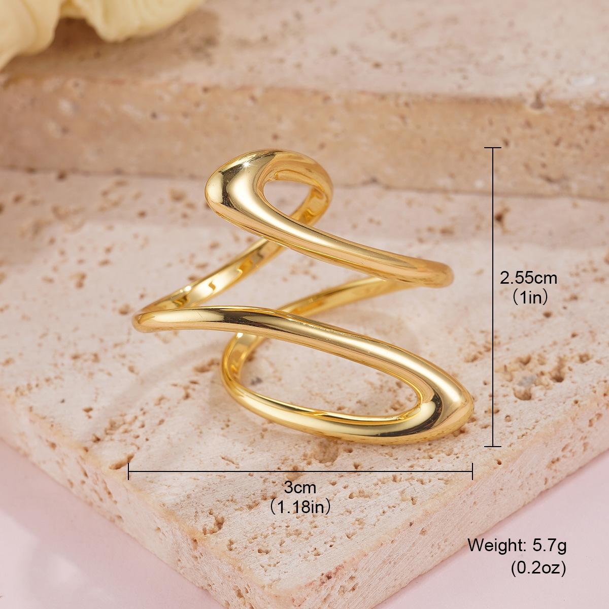 

Simple metal wind ins geometric stud earrings square tassel new three-dimensional fashion temperament personalized earrings silver needles