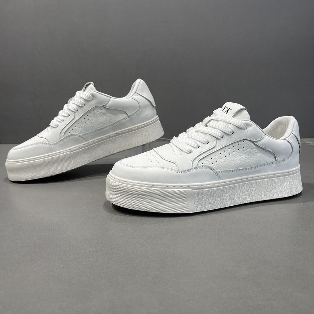 2026 Spring Men's Leather Male Students Versatile Platform Sneakers Casual Board Shoes