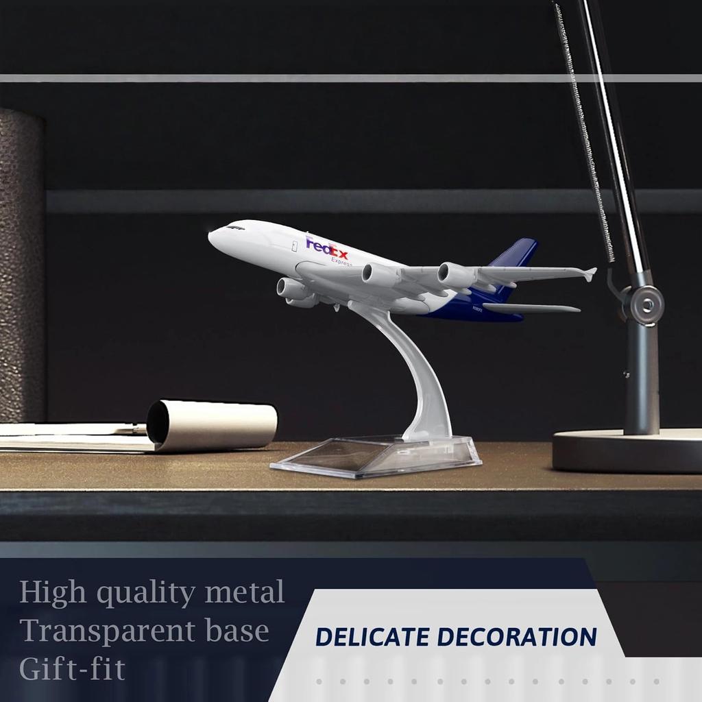 1/400 Replika Fedex Airways A380 Diecast Flugzeugmodell 16CM Kunststoffbasis Fahrwerk Legierung Spielzeug Flughafen Verkehrsflugzeug Dekoration