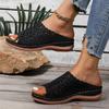 Neue Damenschuhe mit einem großen Keilabsatz, Sandalen mit dicker Sohle und einem ausgeschnittenen One-Shoulder-Slipper