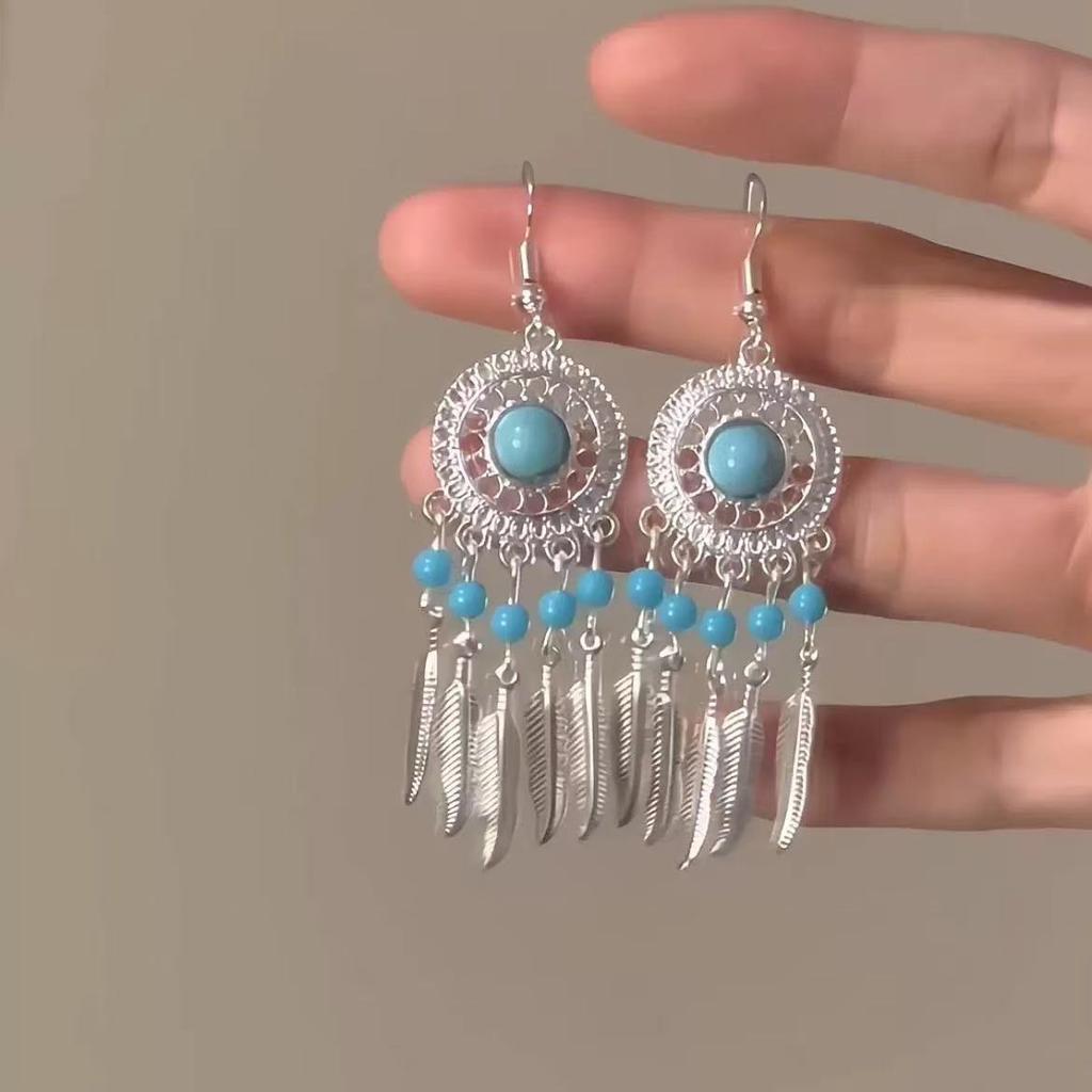 Ohrringe mit Fransen im Ethno-Stil, Urlaubsreisefotografie, Atmosphäre, Ohrhaken, Nische, vielseitige Ohrringe