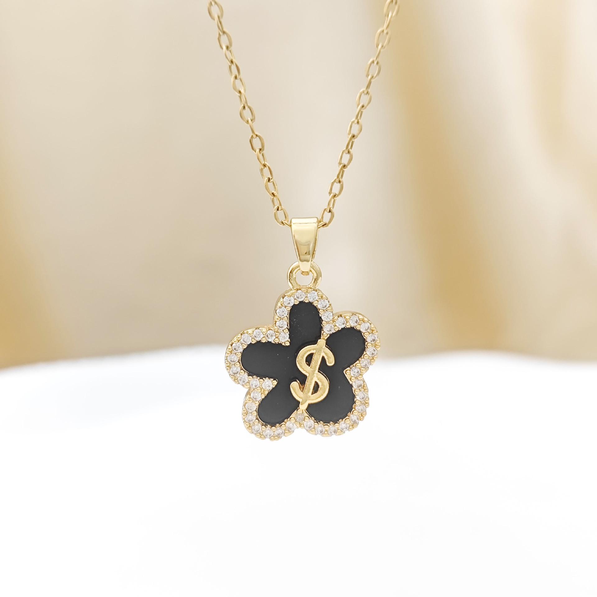 European & American Five-Petal Zircon Luxury Fashion Necklace for Women - Rhinestone-Inlaid, Versatile & Trendy