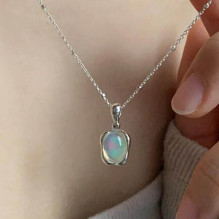 N045_Perfume Opal Necklace