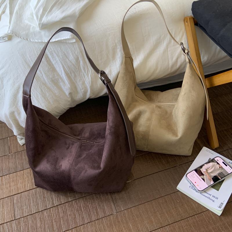 Popular new large-capacity suede tote bag shoulder bag bucket bag versatile women's bag tote bag