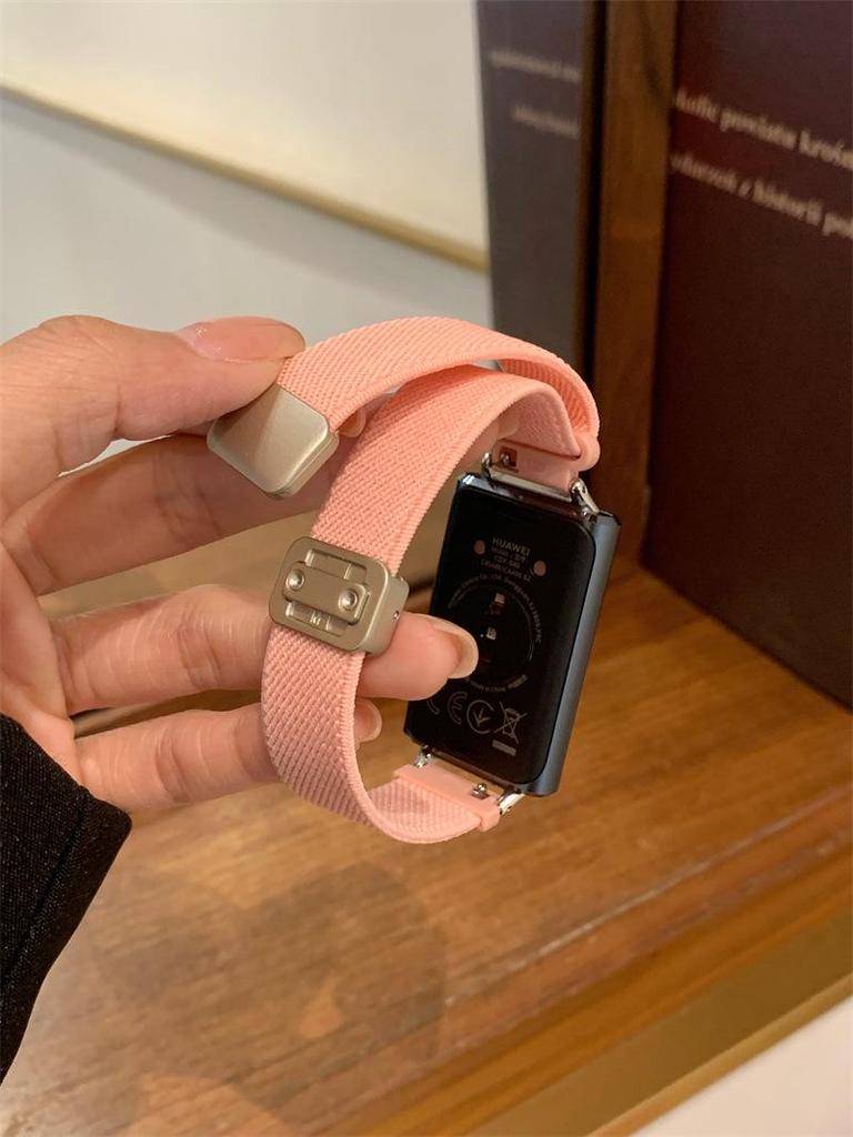 Compatible Strap for Huawei 11 Pro, GT654 Watch, Xiaomi 9, and Apple 11 with Magnetic Nylon Buckle