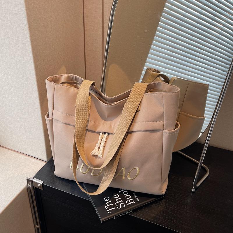 

Large-capacity cloth bag women s new versatile college student class shoulder tote bag хаки