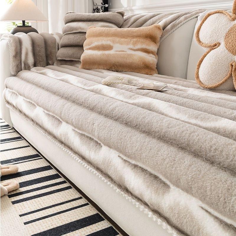 Winter Padded Thickened Sofa Cover Warm Rabbit Plush Velvet Sofa Cushion Soft Non-Slip Living Room Sofa Decorative Protective