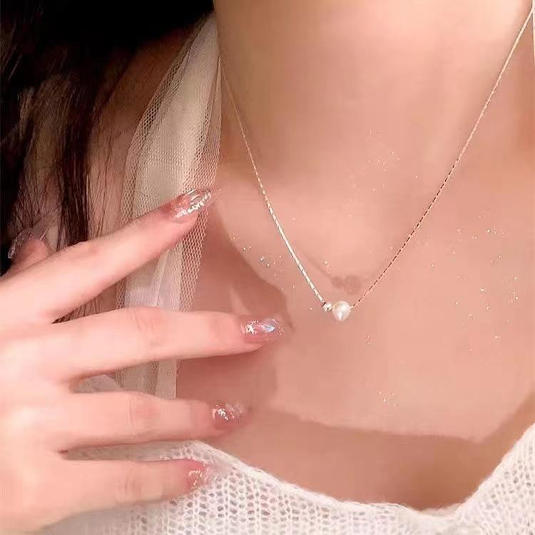 

Минималистский стиль жемчужное ожерелье для женщин новый стиль Ins нишевый дизайн и темперамент универсальная ключичная цепочка