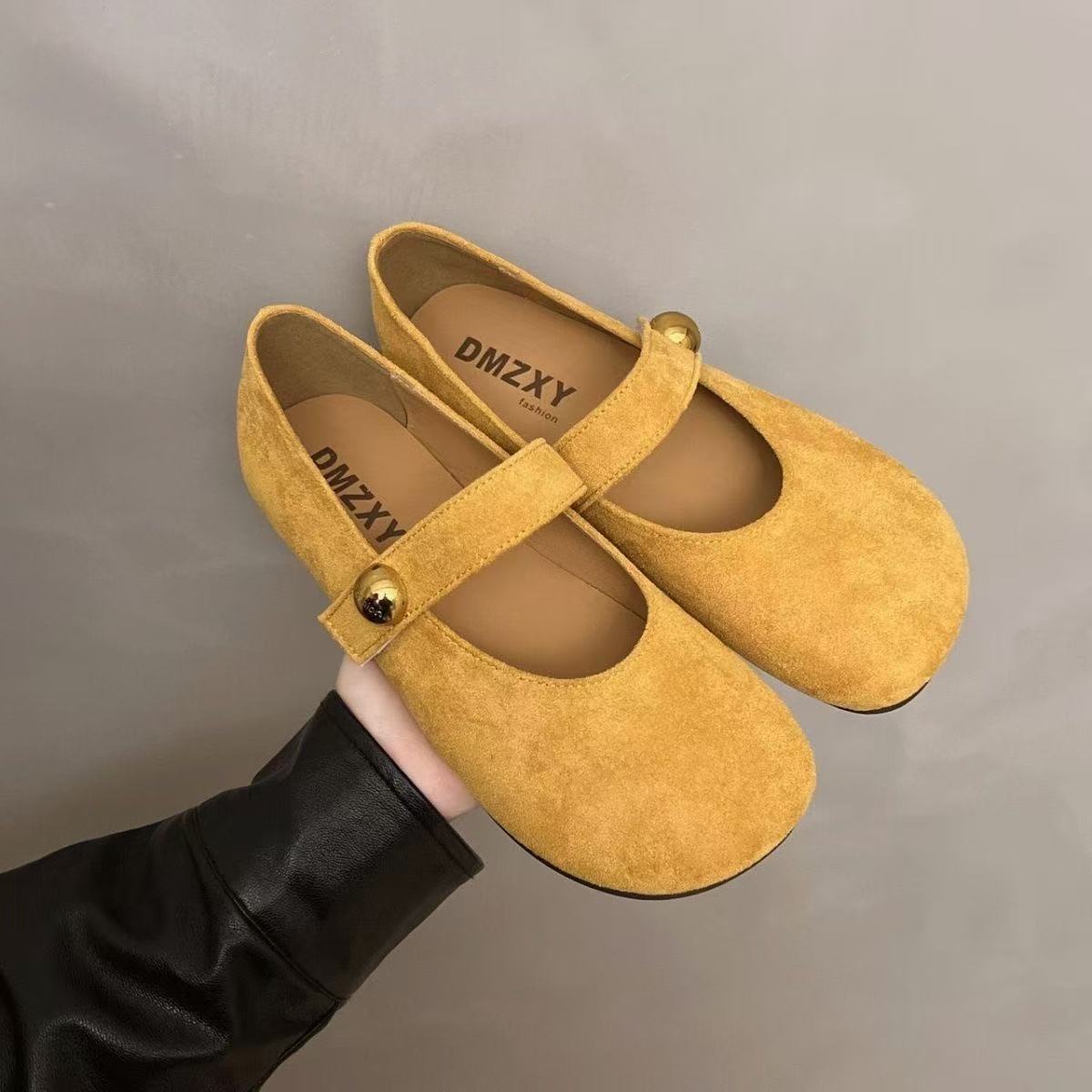

Sweet and cute little wind word with Mary Jane shoes summer versatile daily matte round head shallow mouth single shoes 40 жовтий
