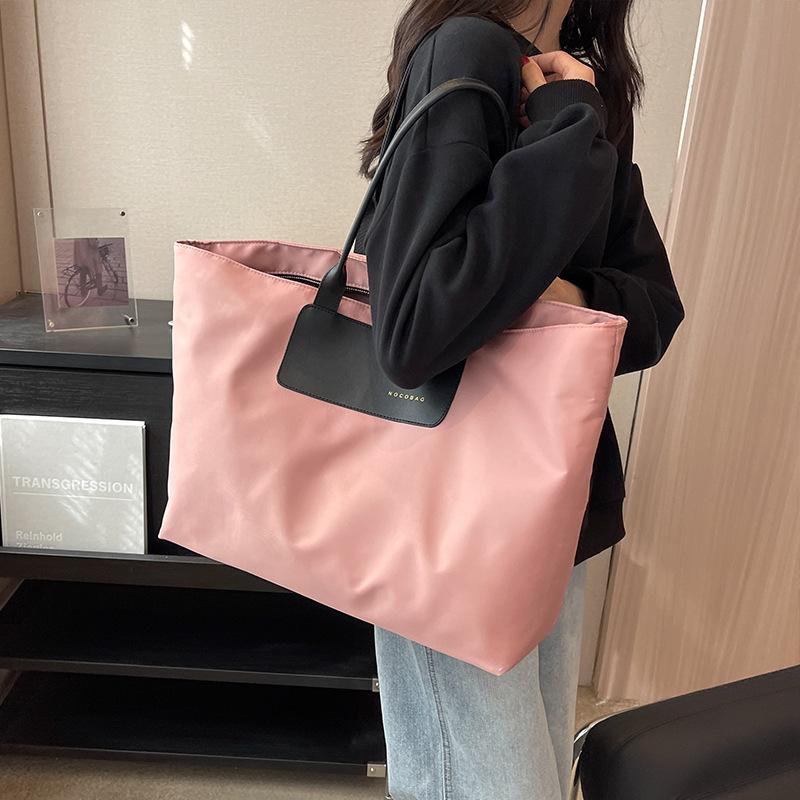 Nylon Tote Bag New Large Capacity Fashionable Simple Women's Shoulder Bag Travel Commuting Bag Crossbody Bag