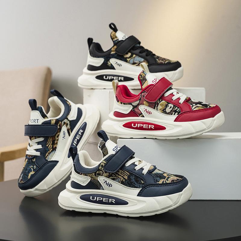 Sneakers Boys Shoes 2025 Autumn New Boys Board Shoes Middle and Older Children's Students Soft-soled Casual Shoes Running Shoes