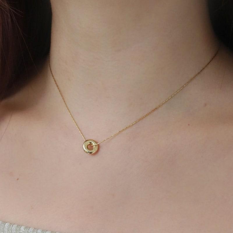 August Harmony Mini Donut Necklace / 2color