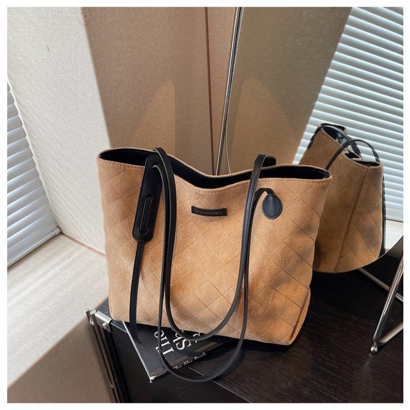 Suede Bag Women's Large-capacity New Autumn and Winter Versatile Shoulder Bag Rhombus Commuter Tote Bag