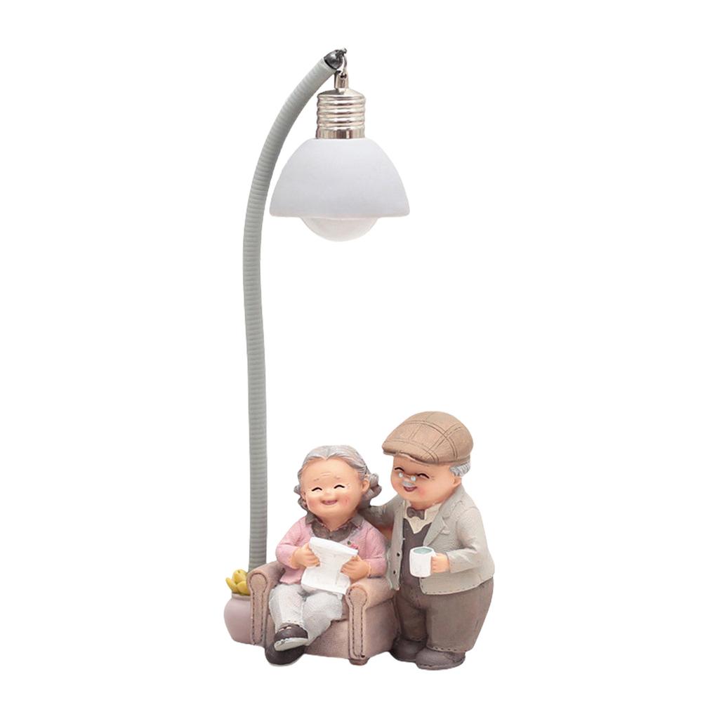 Resin Old Married Couple Adornment with LED Light Elderly Couple Figurine for Bedroom or Living Room Decoration