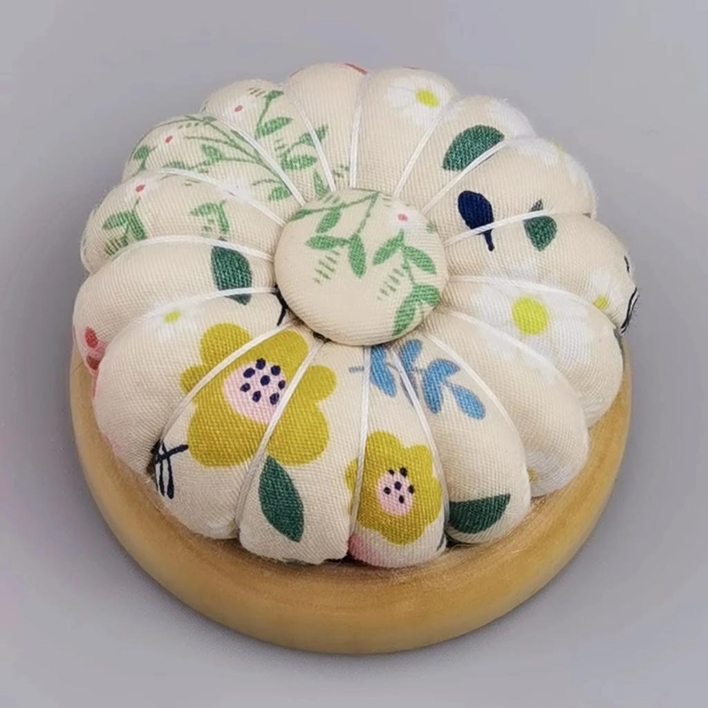1pc Pumpkin Magnetic Needle Pin Cushion Holder Wooden Pincushions Pin Pumpkin Pincushions Needle Cushion DIY Crafts