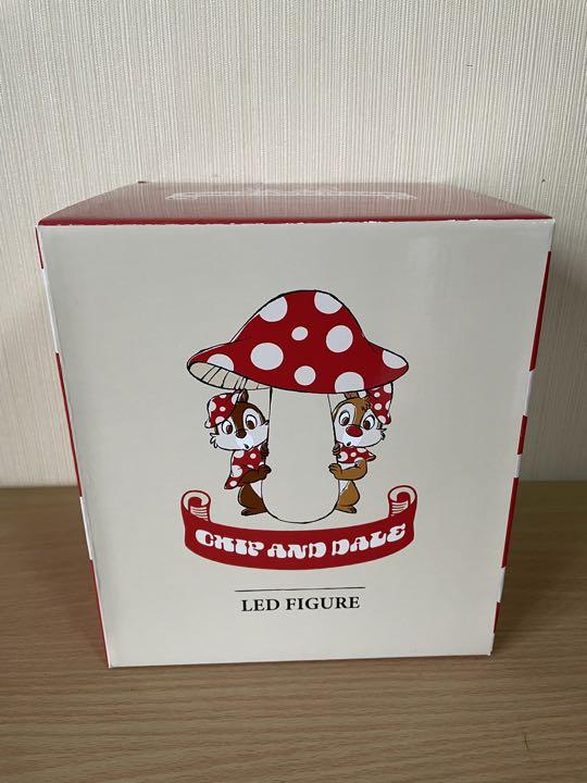 

[USED] Chip and Dale LED Figure