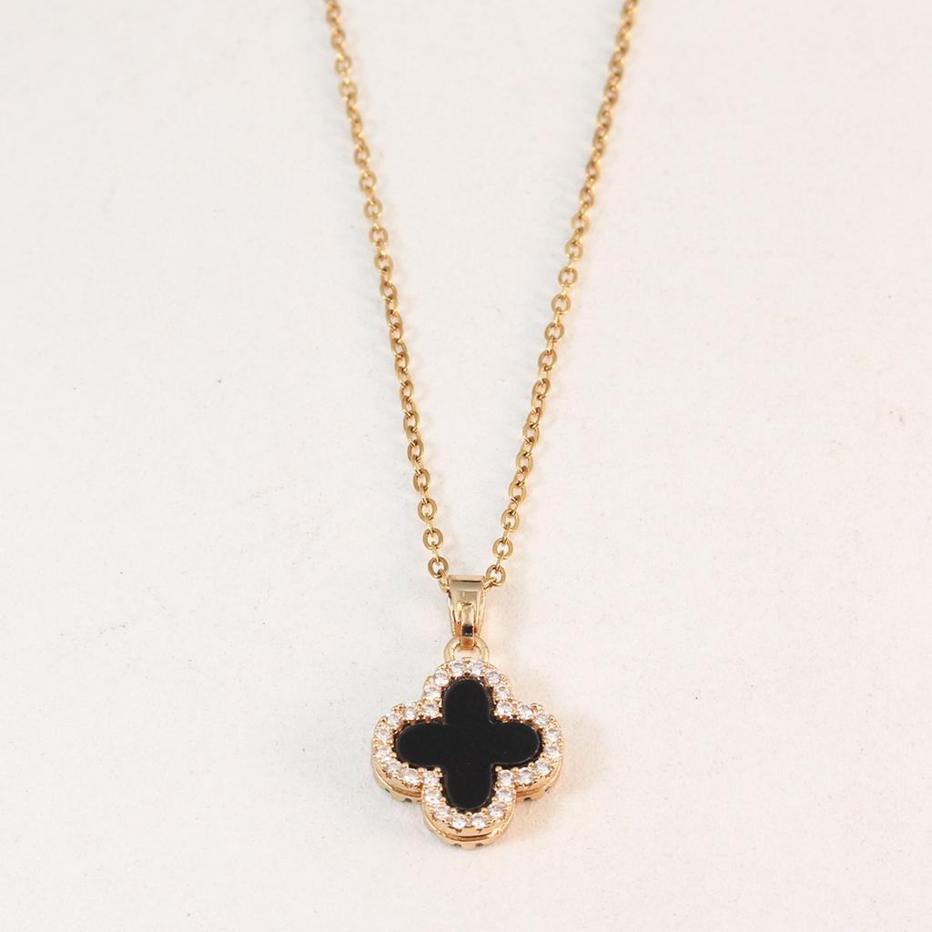 Black and White Double-sided Four-leaf Clover Necklace for Summer, Fashionable Accessory, High-end Necklace