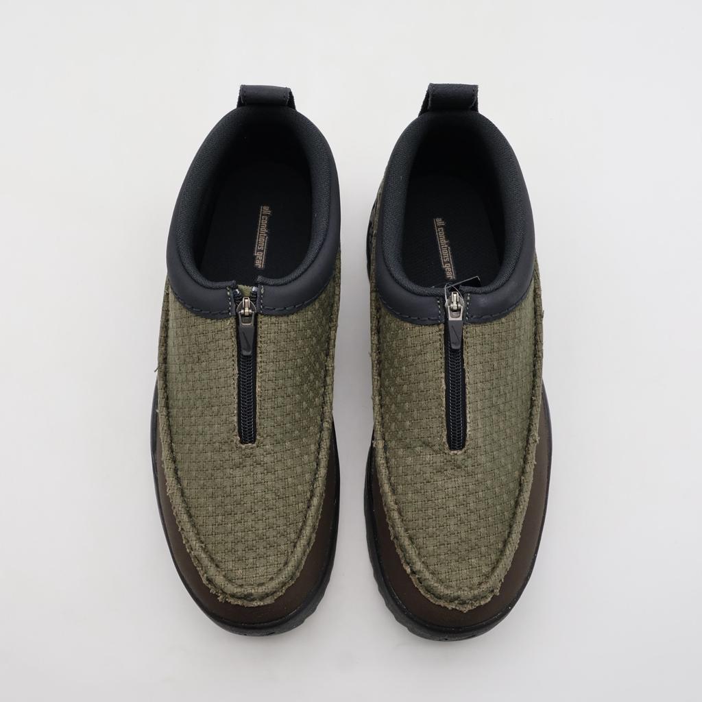 IO4547-001 Nike ACG IZY Medium Olive (Men's)