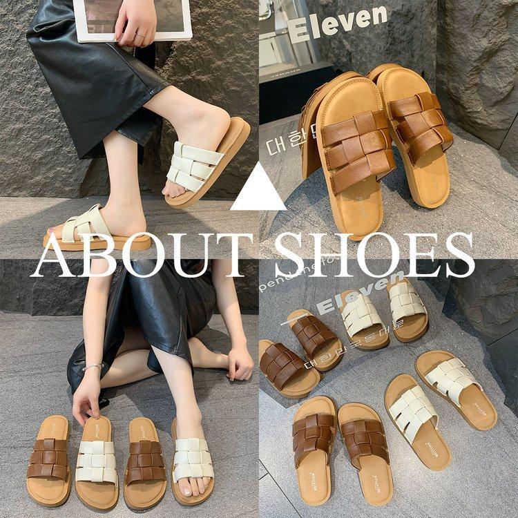 Internet celebrity soft bottom cool slippers women wear 2025 summer new fairy wind with skirt flat bottom beach one word
