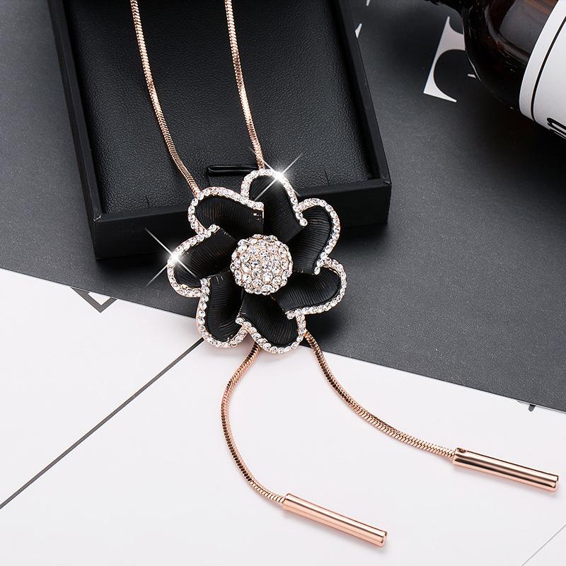 And Stylish Chic Long Chain Flower Sweater Necklace With Luxurious Accents Rhinestone