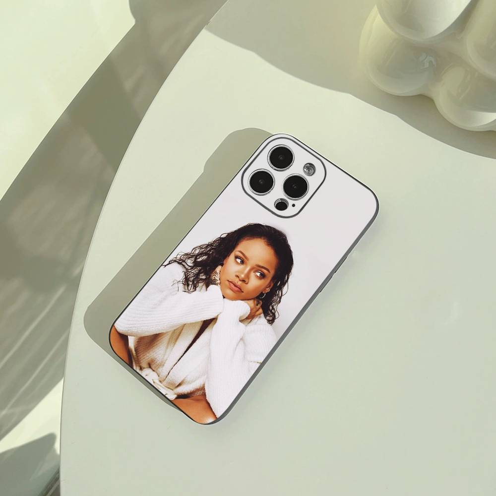 music -legend-Rihanna Phone Case For iPhone 17,16,15,14,13,12,11 Pro Max,16/15/14Plus,XS Soft Black Cover