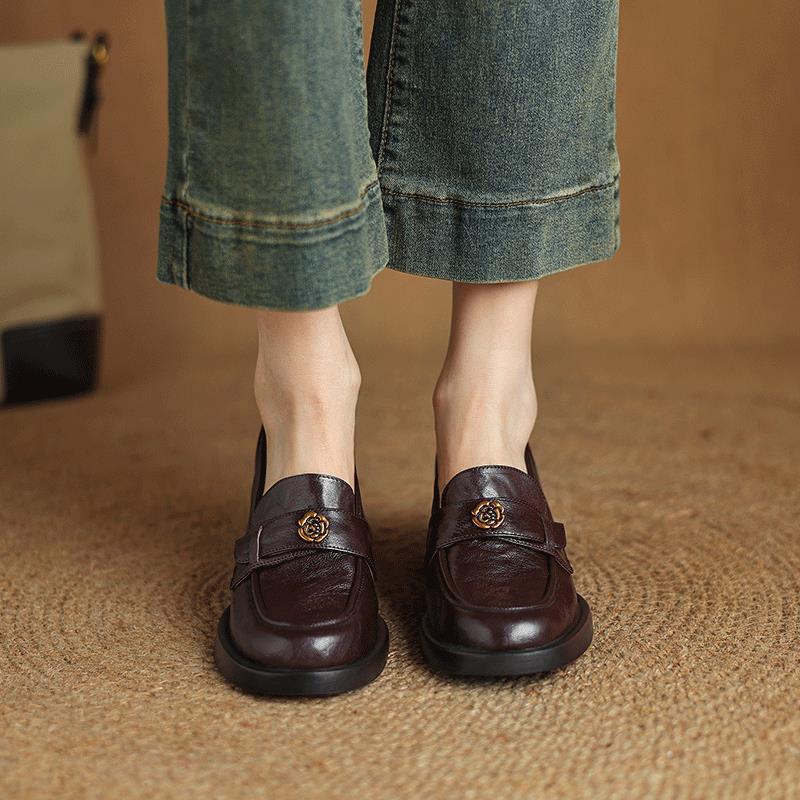 

Версия из коровьей кожи~ натуральная кожа ретро камелия лоферы на одном педале женские 2025 новые маленькие кожаные туфли на толстом высоком каблуке 40