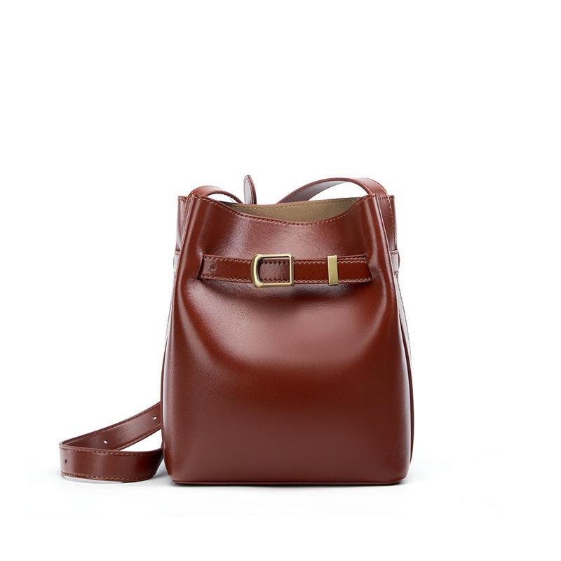 Retro Leather Women S Shoulder Bag, Premium Bucket Bag, Retro First-Layer Cowhide Messenger Bag, Women S Shoulder Messenger Bag 18*9*22 темно-коричневого